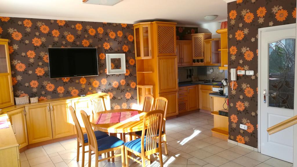 Aurora Premium Home Gyor Exterior photo